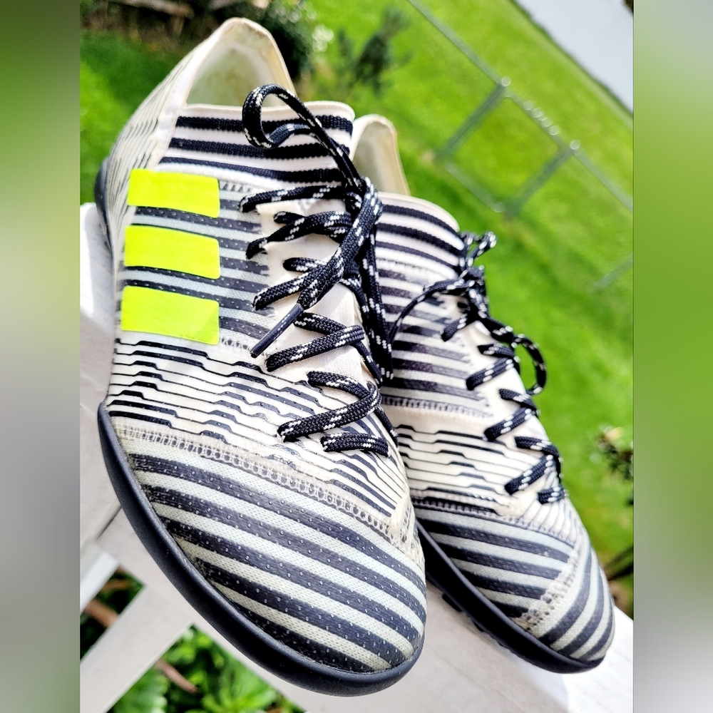 ADIDAS Nemeziz Tango 17.3 Men's (Big Boy's) Indoor Shoes Dual Lock Collar US 4